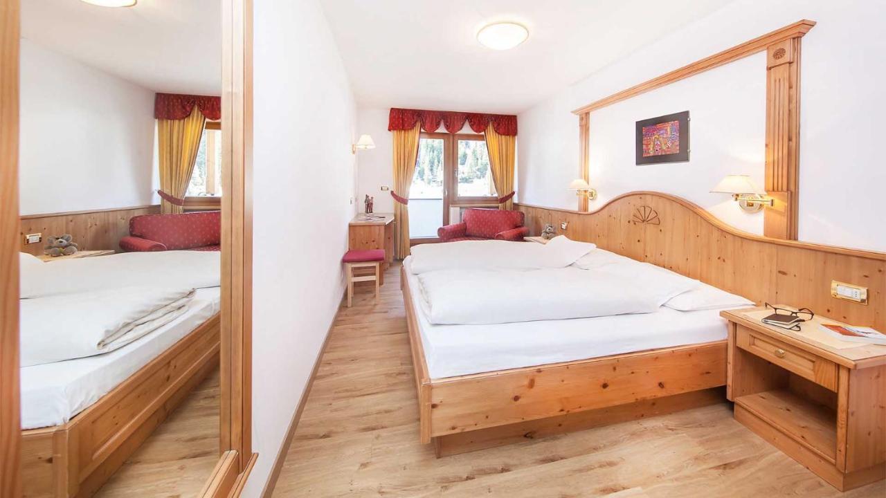 Residence Carin Selva di Val Gardena Bagian luar foto
